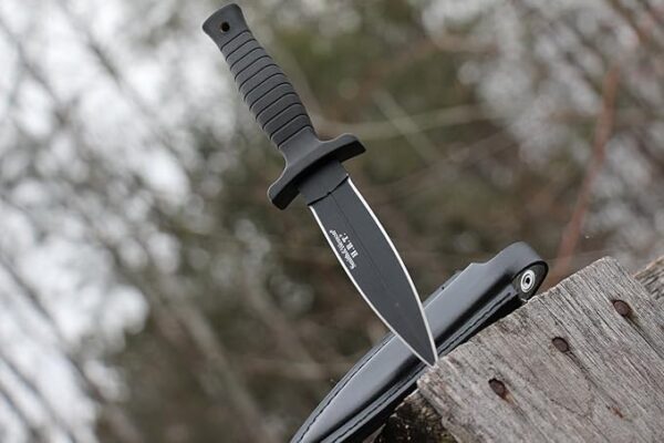 Smith & Wesson SWHRT9B 9in High Carbon S.S. Fixed Blade Knife with 4.7in Dual Edge Blade and TPE Handle for Outdoor, Tactical, Survival and EDC - Image 6