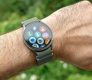 Samsung Galaxy Ai Watch 7 Latin American Specs SM-L300 (40mm) Bluetooth Wellness Tips, Heart Rate Tracking, Sleep Monitor, Fitness Tracker (Green)