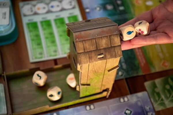 Stonemaier Games: Wingspan (Base Game) by Elizabeth Hargrave | A Relaxing, Award-Winning Strategy Board Game About Birds for Adults and Family | 1-5 Players, 70 Mins, Ages 14+ - Image 4